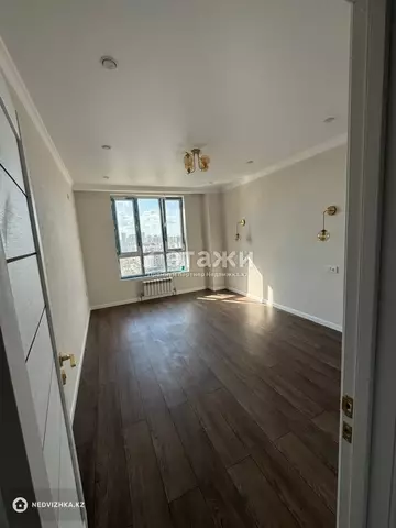 2-комнатная квартира, этаж 14 из 20, 63 м²