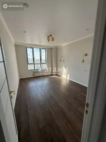 2-комнатная квартира, этаж 14 из 20, 63 м²