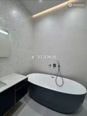 3-комнатная квартира, этаж 3 из 14, 118 м²