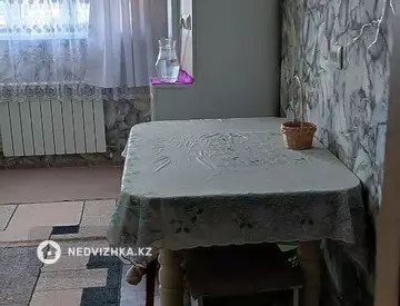 2-комнатная квартира, этаж 4 из 5, 60 м²