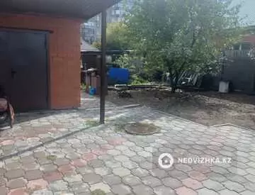 5-комнатный дом, 7 соток, 133 м²