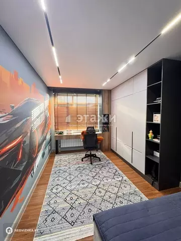 5-комнатная квартира, этаж 17 из 26, 142 м²