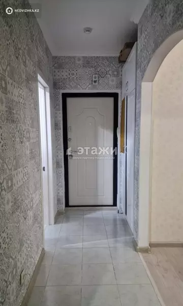 1-комнатная квартира, этаж 14 из 24, 38 м²