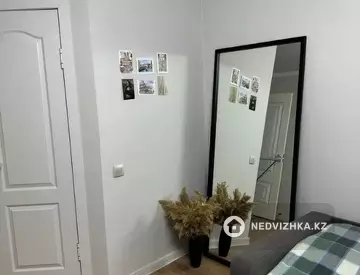 2-комнатная квартира, этаж 2 из 10, 53 м²