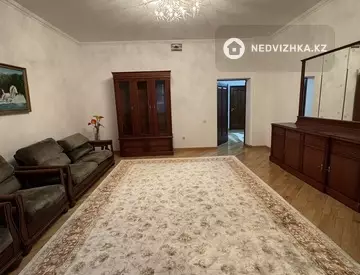3-комнатная квартира, этаж 2 из 7, 120 м²