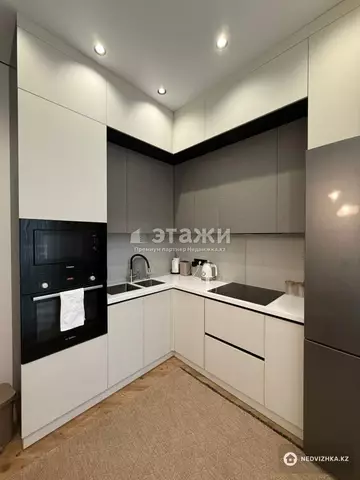 2-комнатная квартира, этаж 10 из 17, 70 м²