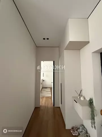 2-комнатная квартира, этаж 10 из 17, 70 м²