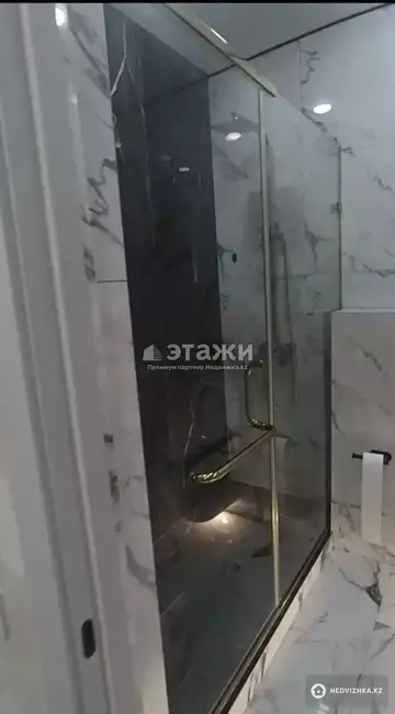 2-комнатная квартира, этаж 8 из 12, 66 м²