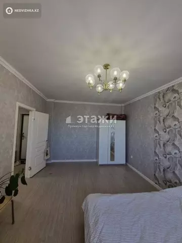 1-комнатная квартира, этаж 10 из 12, 44 м²