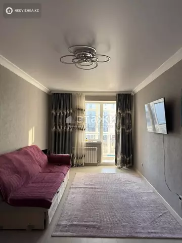 1-комнатная квартира, этаж 2 из 7, 53 м²