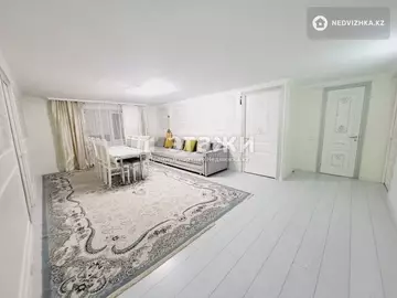 4-комнатная квартира, этаж 10 из 11, 78 м²