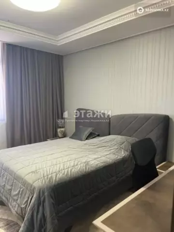 4-комнатная квартира, этаж 25 из 25, 150 м²