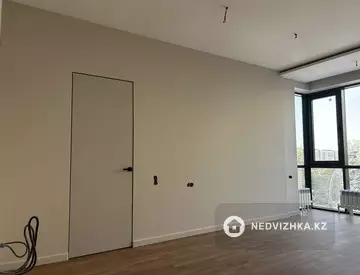 2-комнатная квартира, этаж 3 из 12, 47 м²