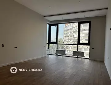 2-комнатная квартира, этаж 3 из 12, 47 м²