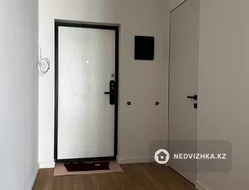 2-комнатная квартира, этаж 3 из 12, 47 м²