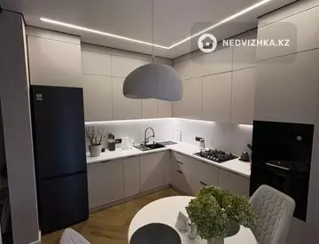 3-комнатная квартира, этаж 5 из 6, 90 м²