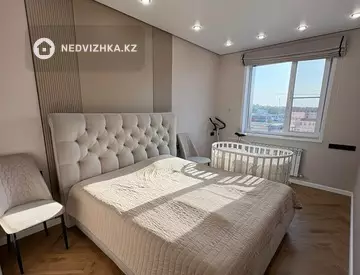 3-комнатная квартира, этаж 5 из 6, 90 м²