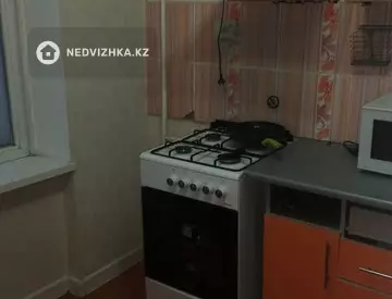 1-комнатная квартира, этаж 4 из 5, 30 м², на длительный срок