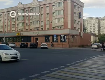 1-комнатная квартира, этаж 4 из 5, 30 м², на длительный срок