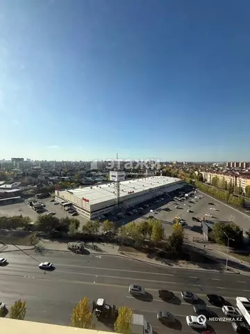 1-комнатная квартира, этаж 13 из 13, 46 м²