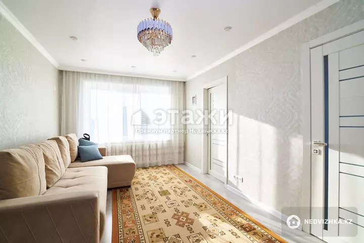 60.8 м², 4-комнатная квартира, этаж 5 из 5, 61 м², изображение - 1