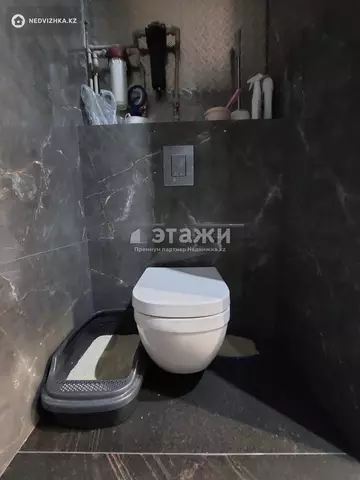 2-комнатная квартира, этаж 10 из 13, 60 м²