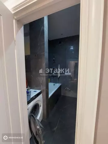 2-комнатная квартира, этаж 10 из 13, 60 м²