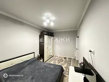 2-комнатная квартира, этаж 1 из 10, 64 м²