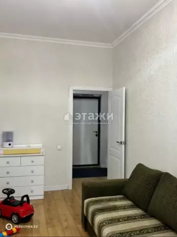 1-комнатная квартира, этаж 10 из 13, 44 м²