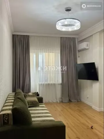 1-комнатная квартира, этаж 10 из 13, 44 м²