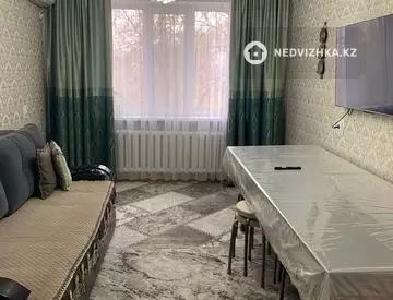 2-комнатная квартира, этаж 3 из 5, 54 м²