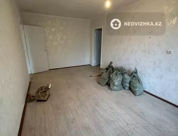 2-комнатная квартира, этаж 2 из 5, 44 м²
