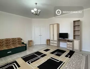 2-комнатная квартира, этаж 1 из 7, 70 м²