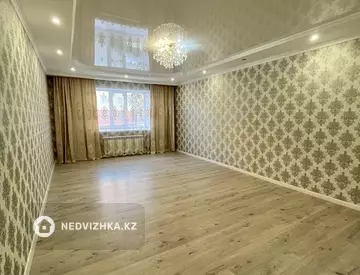 4-комнатная квартира, этаж 1 из 5, 124 м²