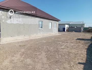 5-комнатный дом, 1000 соток, 1 000 м²