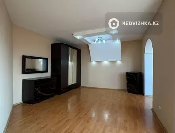 4-комнатная квартира, этаж 8 из 12, 95 м²