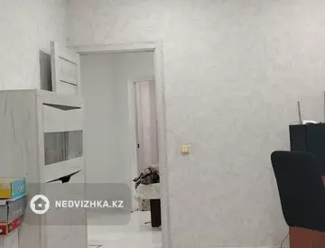 2-комнатная квартира, этаж 1 из 5, 60 м²