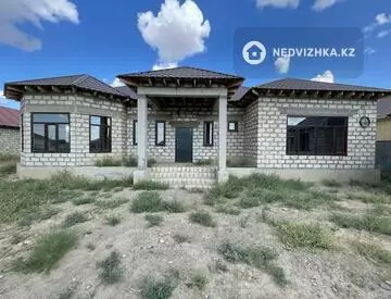 7-комнатная часть дома, 8 соток, 323 м²