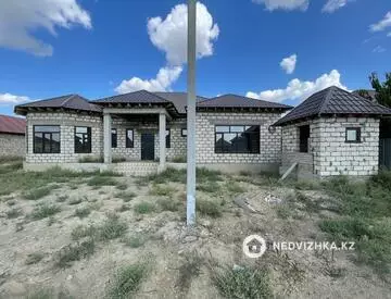 7-комнатная часть дома, 8 соток, 323 м²