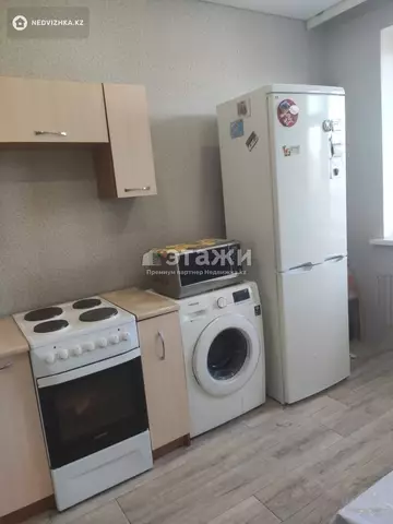 1-комнатная квартира, этаж 9 из 9, 38 м²