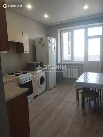 1-комнатная квартира, этаж 9 из 9, 38 м²