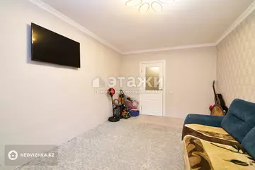 2-комнатная квартира, этаж 3 из 5, 55 м²