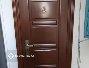 1-комнатная квартира, этаж 3 из 5, 30 м²