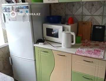 1-комнатная квартира, этаж 3 из 5, 30 м²