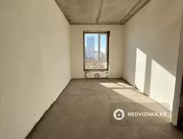 1-комнатная квартира, этаж 2 из 12, 35 м²