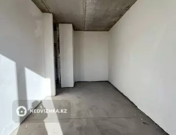 1-комнатная квартира, этаж 2 из 12, 35 м²