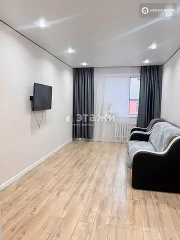 1-комнатная квартира, этаж 4 из 5, 49 м²