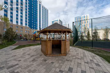 2-комнатная квартира, этаж 15 из 17, 64 м²