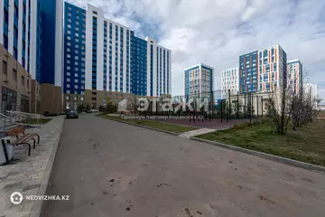 1-комнатная квартира, этаж 3 из 17, 40 м²