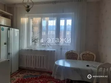 2-комнатная квартира, этаж 4 из 5, 70 м²